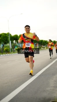 Runner Photo 2248315