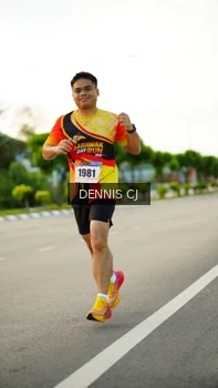 Runner Photo 2248347