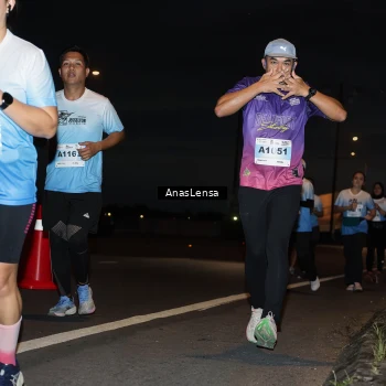 Runner Photo 2248408
