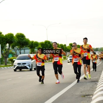 Runner Photo 2249303