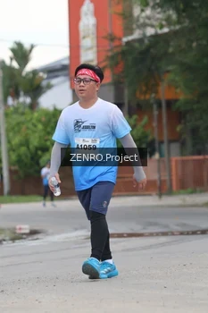 Runner Photo 2250039