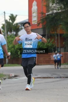 Runner Photo 2250360