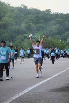 Runner Photo 2250398