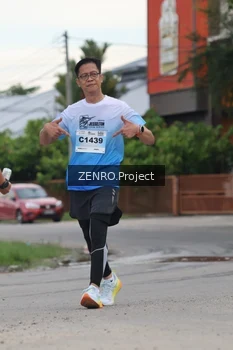 Runner Photo 2250430