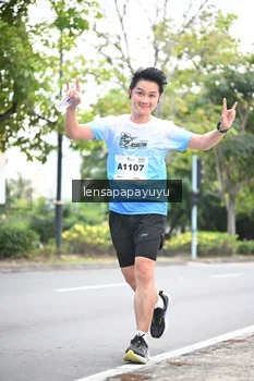 Runner Photo 2250888