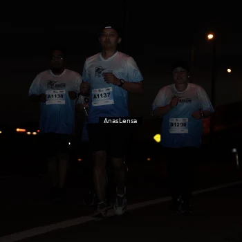 Runner Photo 2251328