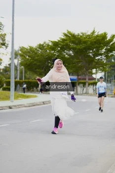 Runner Photo 2253309
