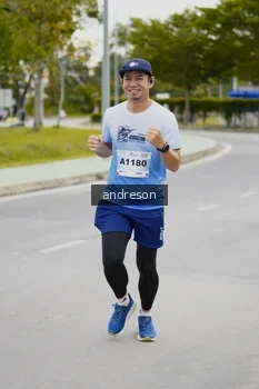 Runner Photo 2253510