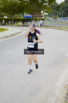 Runner Photo 2253886