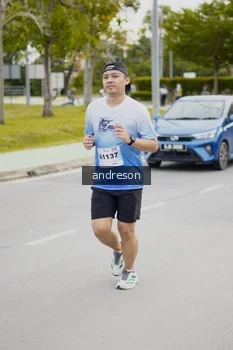 Runner Photo 2254009