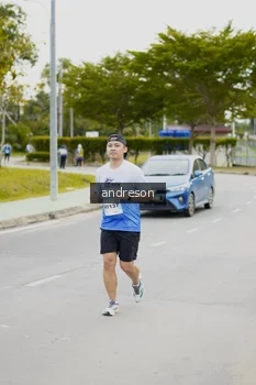 Runner Photo 2254036