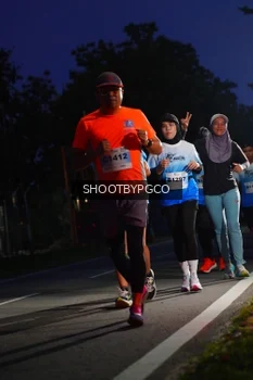 Runner Photo 2254136