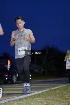 Runner Photo 2255076