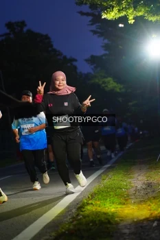 Runner Photo 2255373