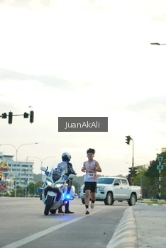 Runner Photo 2255435