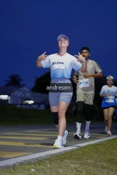Runner Photo 2255504