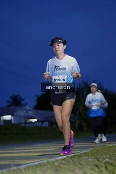 Runner Photo 2255824