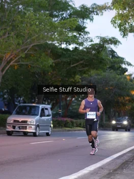 Runner Photo 2255864