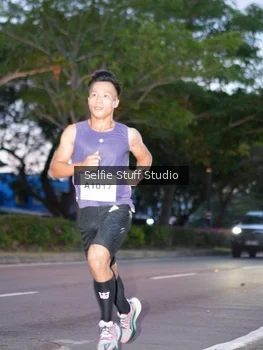 Runner Photo 2255873