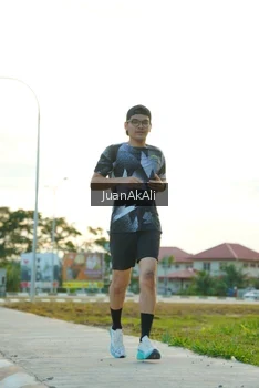 Runner Photo 2255885