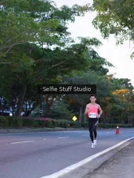 Runner Photo 2255908