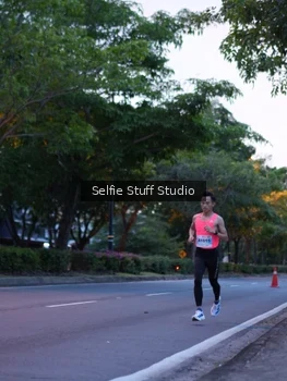 Runner Photo 2255930