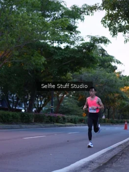 Runner Photo 2255936