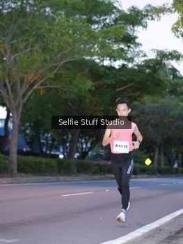 Runner Photo 2255946