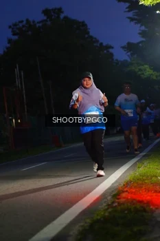 Runner Photo 2255975