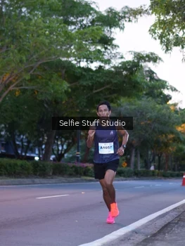 Runner Photo 2255994