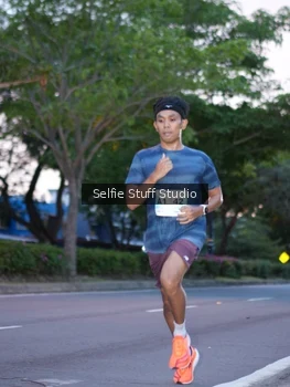 Runner Photo 2256094