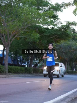 Runner Photo 2256156