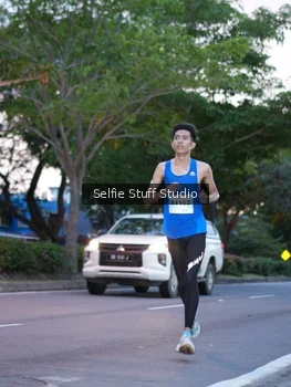 Runner Photo 2256198