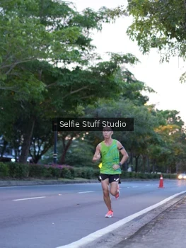Runner Photo 2256241