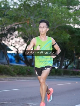 Runner Photo 2256443