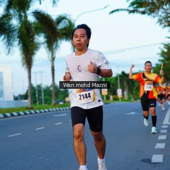 Runner Photo 2256864