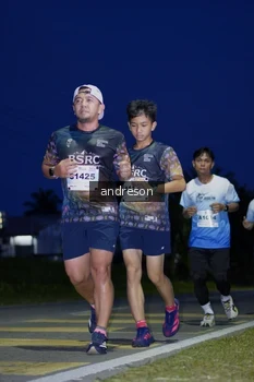Runner Photo 2257691