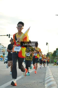 Runner Photo 2257733