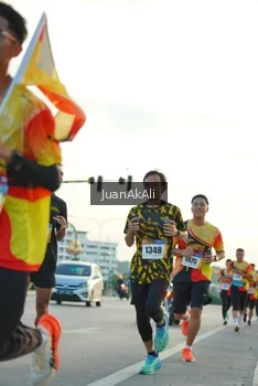Runner Photo 2257748