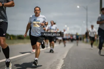 Runner Photo 2258475