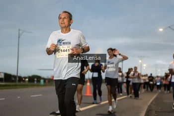 Runner Photo 2258646
