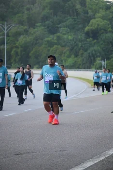 Runner Photo 2258738