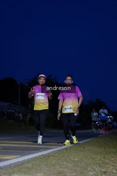 Runner Photo 2259553