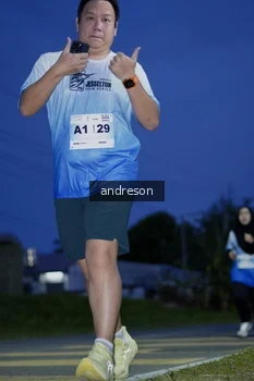 Runner Photo 2261642
