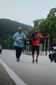 Runner Photo 2265997