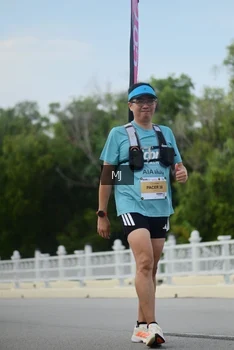 Runner Photo 2266212