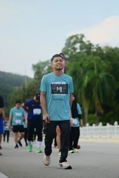 Runner Photo 2266230
