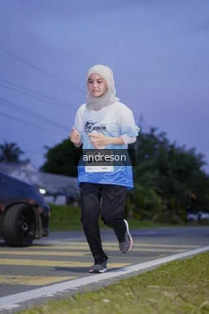 Runner Photo 2266484