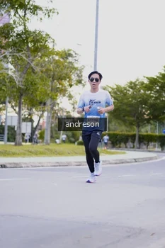 Runner Photo 2268240