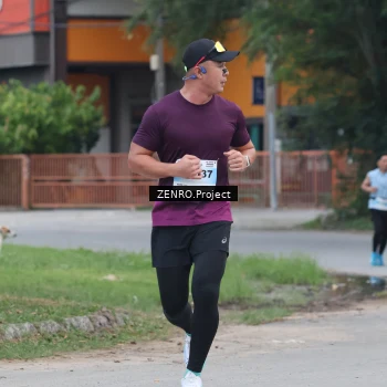 Runner Photo 2273805